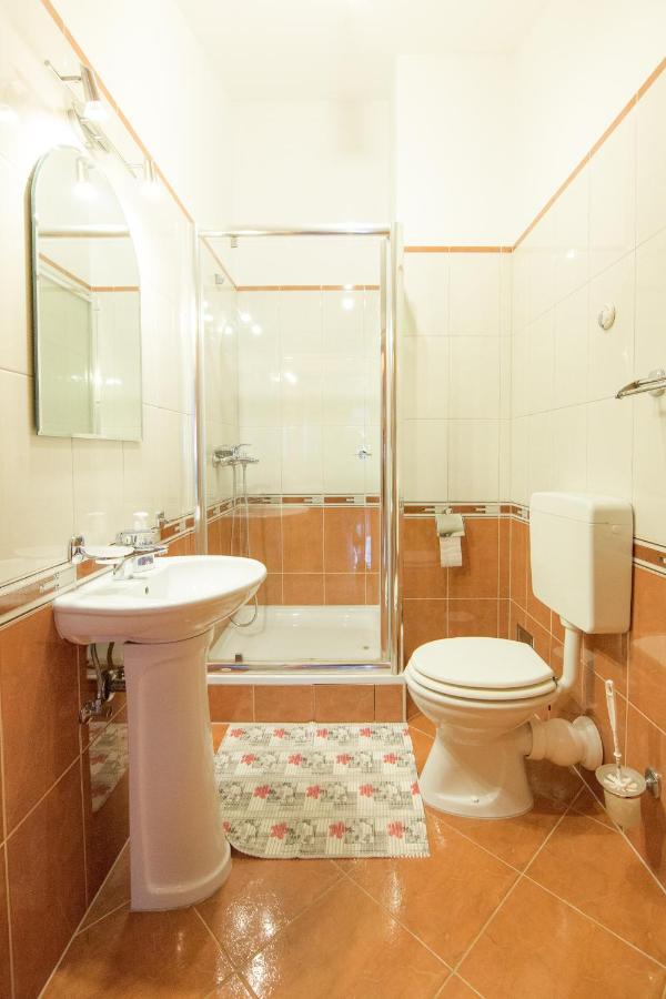 Apartments Natasa Murage Luaran gambar