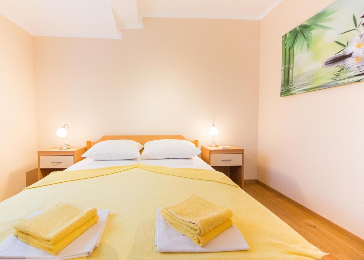 Apartments Natasa Murage Luaran gambar