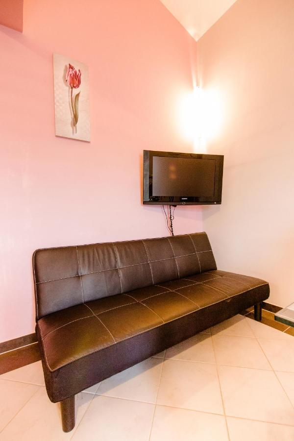 Apartments Natasa Murage Luaran gambar